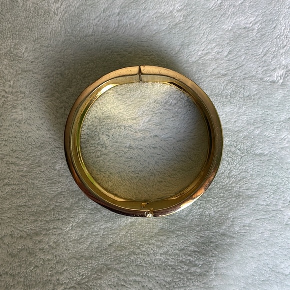 Stunning Gold and Turquoise Magnetic Bracelet - Picture 7 of 10